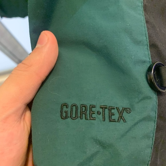 North face gortex jacket - Picture 4 of 4
